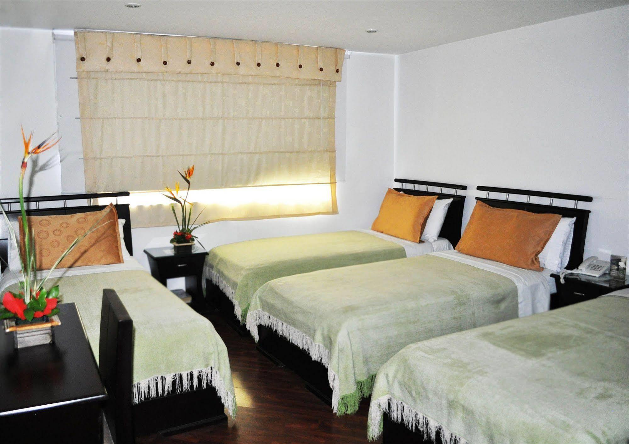 Hotel Quality Comfort House Bogota Exterior photo